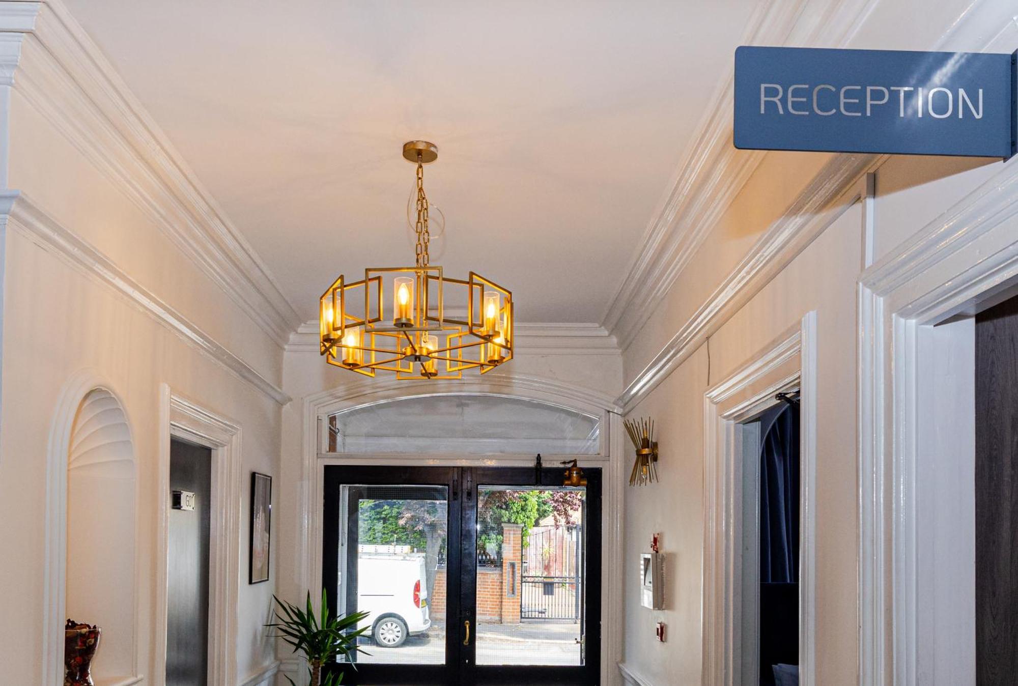 Woodford Hotel Londres Exterior foto