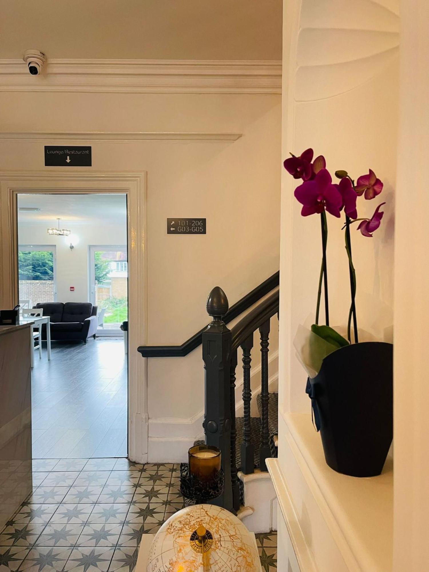 Woodford Hotel Londres Exterior foto
